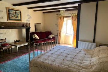 Ferme pour 6 Personnes dans Vieillevie, Massif central, Photo 1