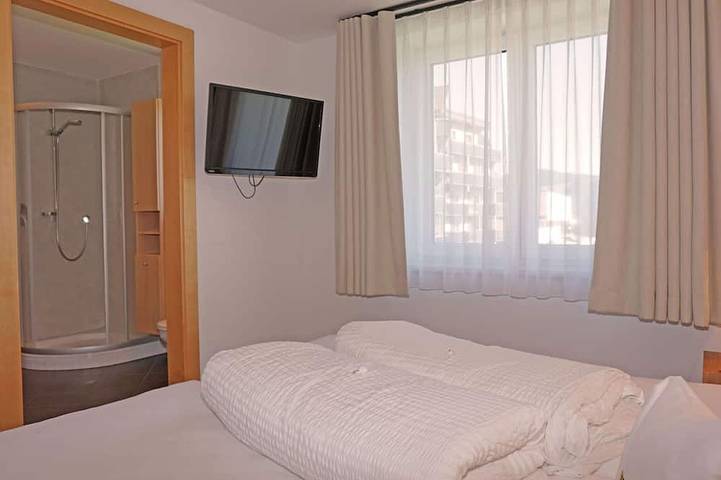 Ferienwohnung für 6 Personen, mit Terrasse und Balkon/Terrasse in Ladis - 2