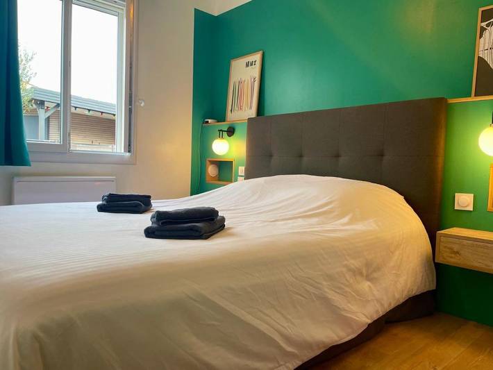 Location de vacances pour 8 personnes, avec jardin et piscine à Villedoux - 3