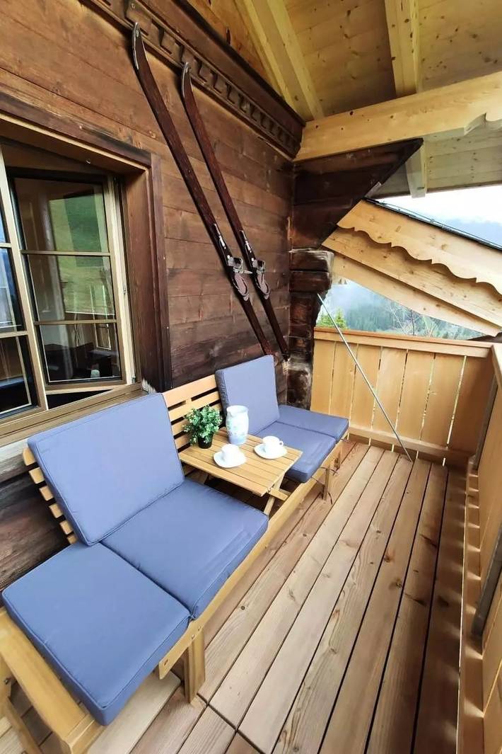 Ferienwohnung für 10 Personen, mit Balkon und Terrasse sowie Garten im Berner Oberland - 2