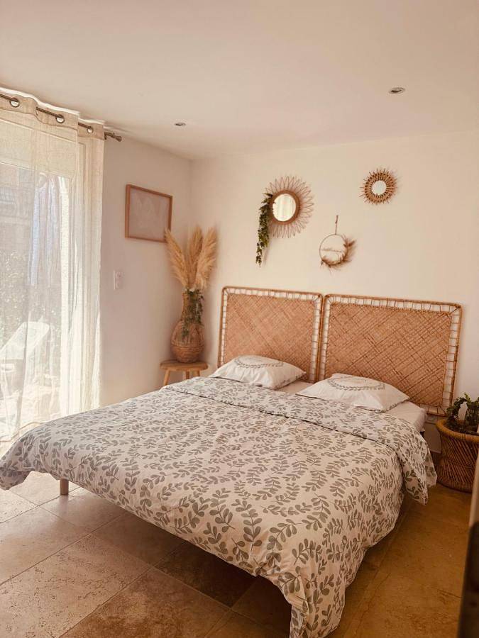 Gîte pour 4 personnes, avec jardin dans Base Nature François Léotard - 2