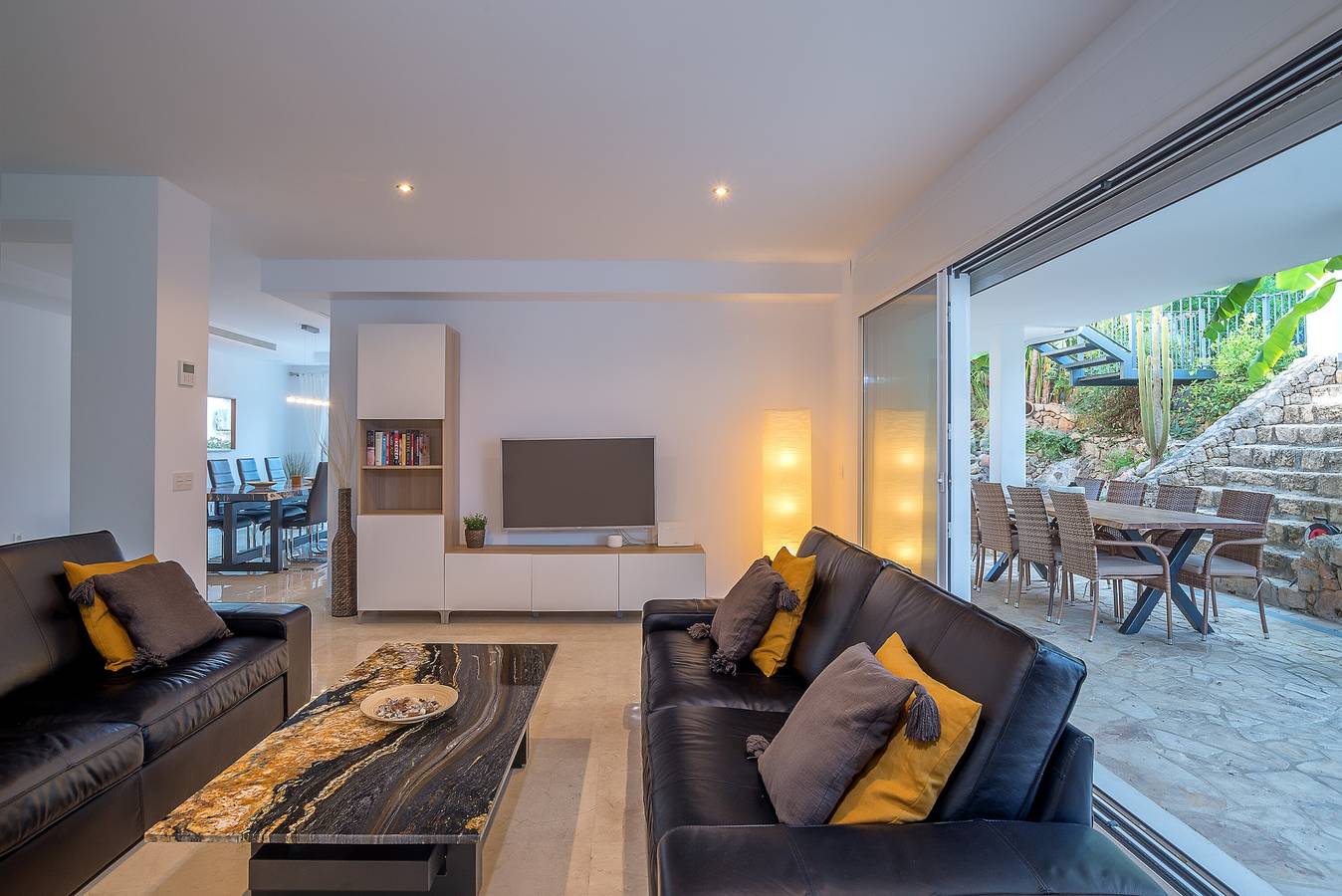 Villa 'Jazmín' con vistas a la montaña, Wi-Fi y aire acondicionado in Mijas Costa, Mijas