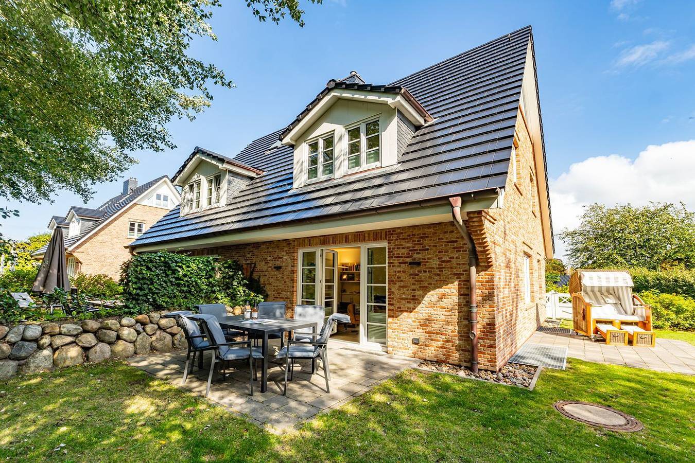 Doppel-Ferienhaushälfte für max. 6 Personen mit Sauna, Garten und Kinoraum in Westerland, Sylt (Gemeinde)