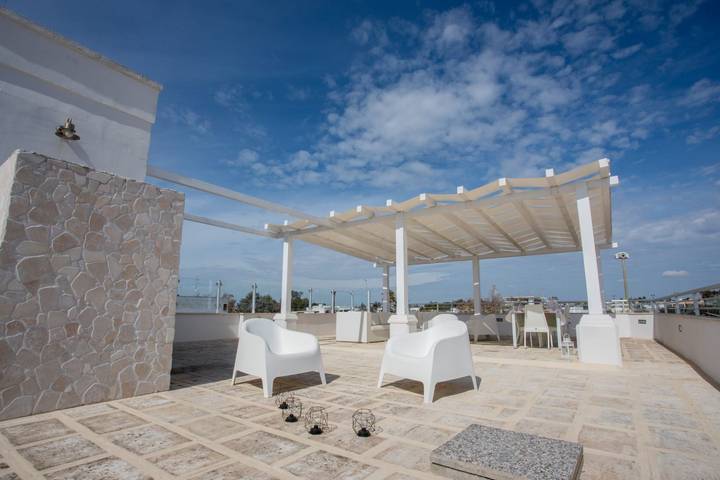 Location de vacances pour 6 personnes, avec balcon à Torre Lapillo - 2