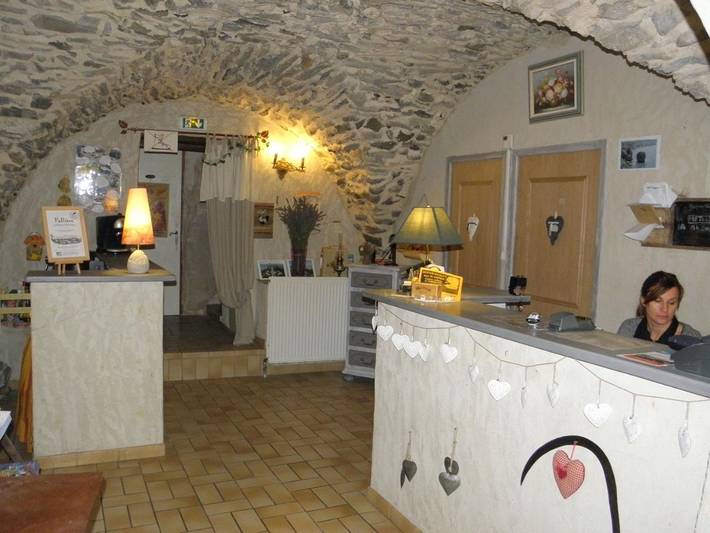 Location de vacances pour 4 personnes, avec terrasse et vue à Méolans-Revel - 2