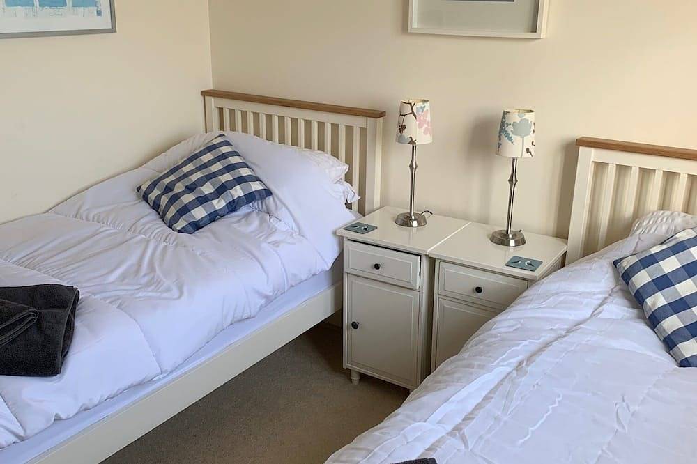 Cheerful 2-bedroom holiday house at The Bay, Filey in North Yorkshire