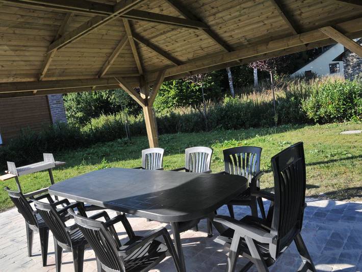 Ferienhaus in Bastogne mit Sauna & Whirlpool in Bastnach, Parc naturel Haute-Sûre Forêt d'Anlier