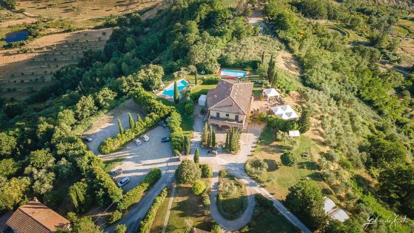 Agriturismo per 3 persone, con Balcone e Terrazza nonché Giardino e Piscina a San Casciano dei Bagni