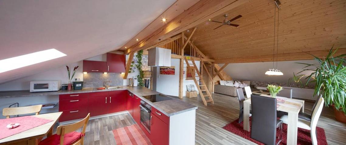 Ferienwohnung für 8 Personen, mit Ausblick und Garten - 1