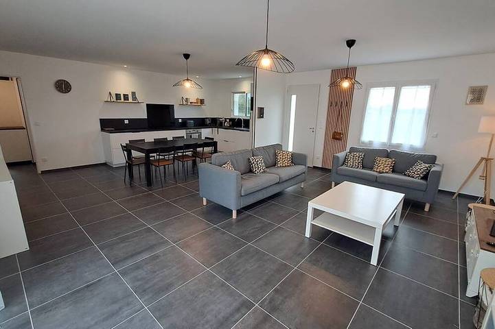 Location de vacances pour 6 personnes, avec Jardin à Valdivienne