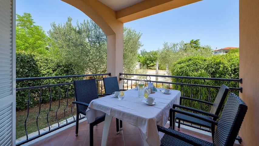 Appartement de vacances pour 4 personnes, avec terrasse et piscine - 1