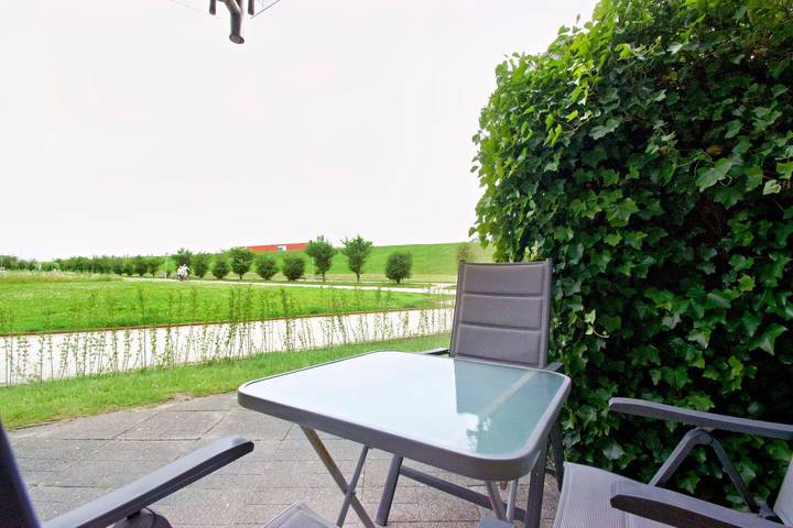 Ferienwohnung für 2 Personen, mit Terrasse und Garten in Norddeich