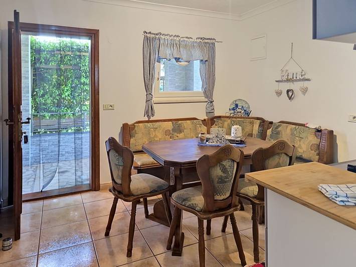 Ferienhaus für 4 Personen, mit Terrasse und Garten in Umag - 2