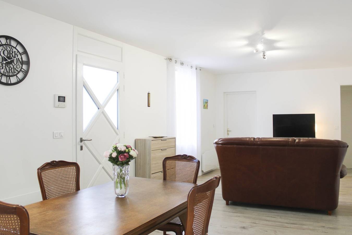 Apartamento entero, Apartamento de vacaciones para 4 personas in Drancy, Sena-Saint Denis