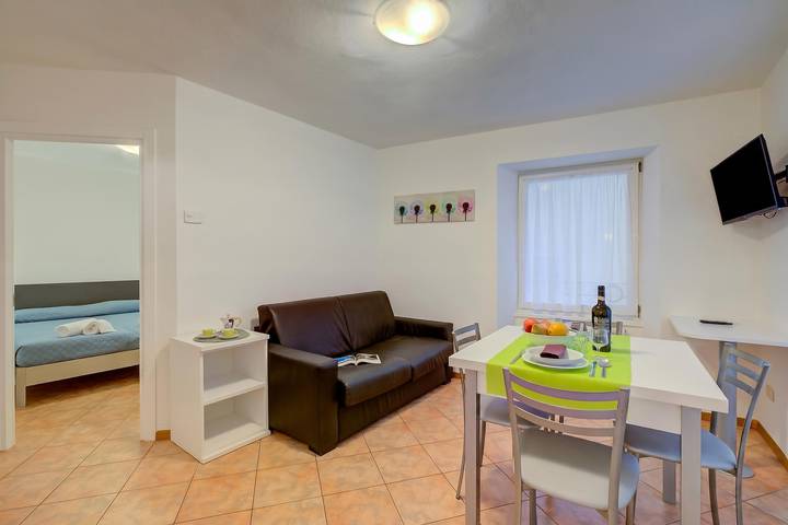Entire apartment, Casa Alpino 1 in Riva del Garda, Garda Mountains
