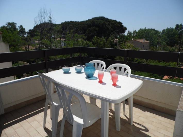Location de vacances pour 4 personnes, avec terrasse et piscine au Grau-d'Agde