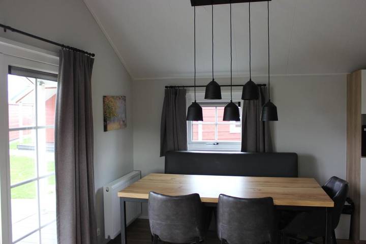 Chalet für 6 Personen, mit Terrasse und Garten sowie Ausblick in den Niederlande - 4