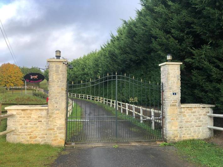 Location de vacances pour 4 personnes, avec jardin ainsi que terrasse et vue à Le Détroit