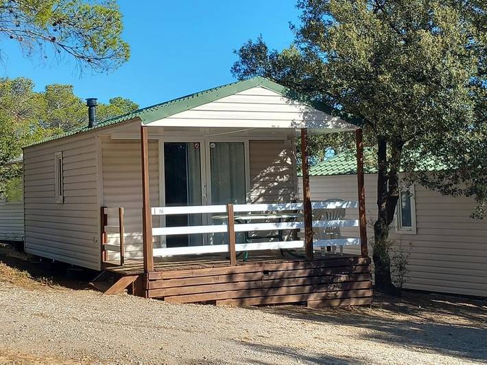 Camping Le Pinada - Mobilheim 5 personen - Louisiane - 2 Zimmer mit überdachter Terrasse - 22m² in Fabrezan, Mittelmeerküste (Frankreich)