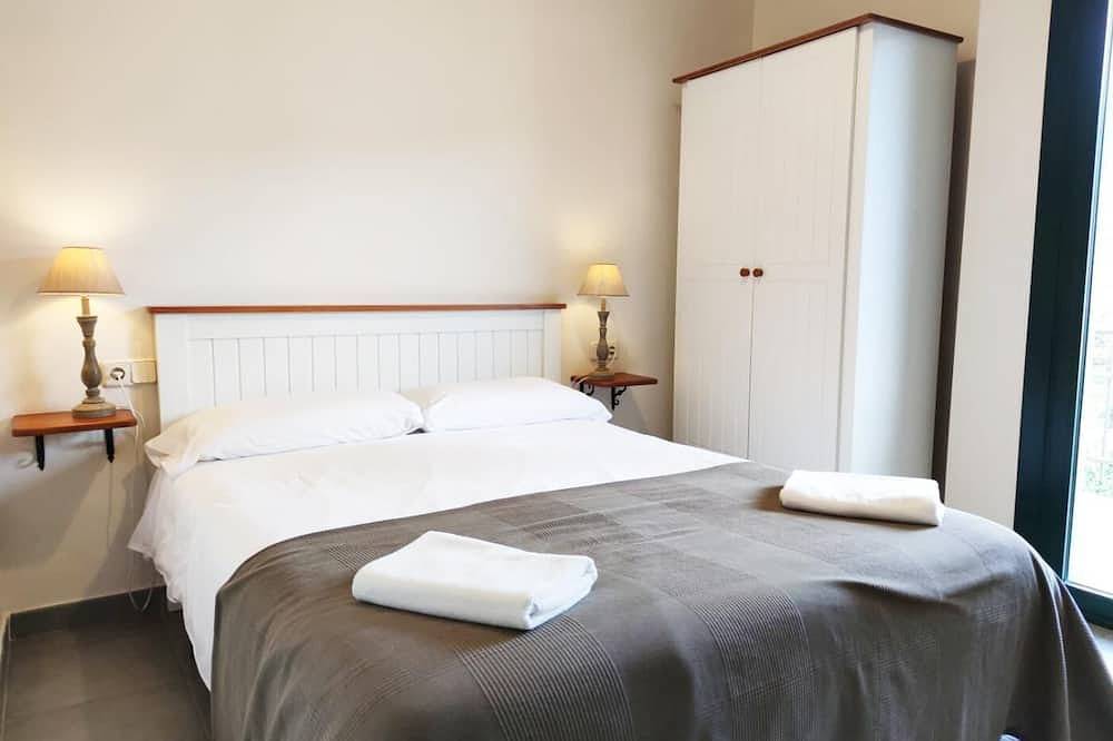 Entire apartment, Apartament Santa Fe in Gualba, Barcelona Inland