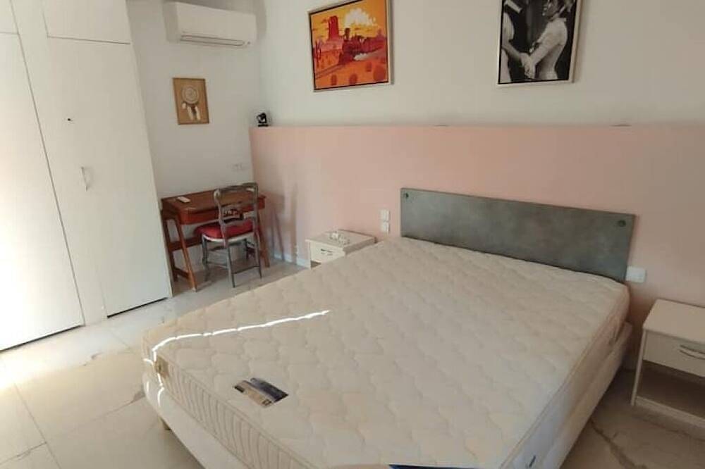Ganze Wohnung, Charming studio in Toulon - quiet, bright and well located in Toulon, Mittelmeerküste (Frankreich)