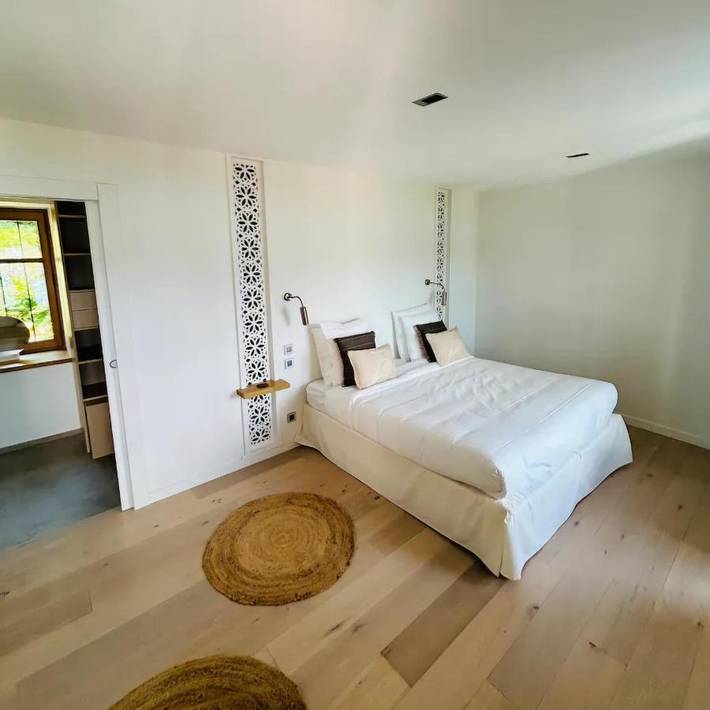 Villa pour 16 personnes, avec jacuzzi et jardin à Veyrier-du-Lac - 4