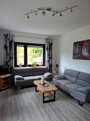 Ferienwohnung für 4 Personen, mit Garten am Sorpesee