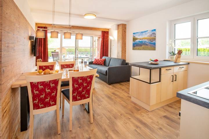 Vakantieappartement voor 2 personen, with uitzicht and terras as well as tuin in Oberstdorf