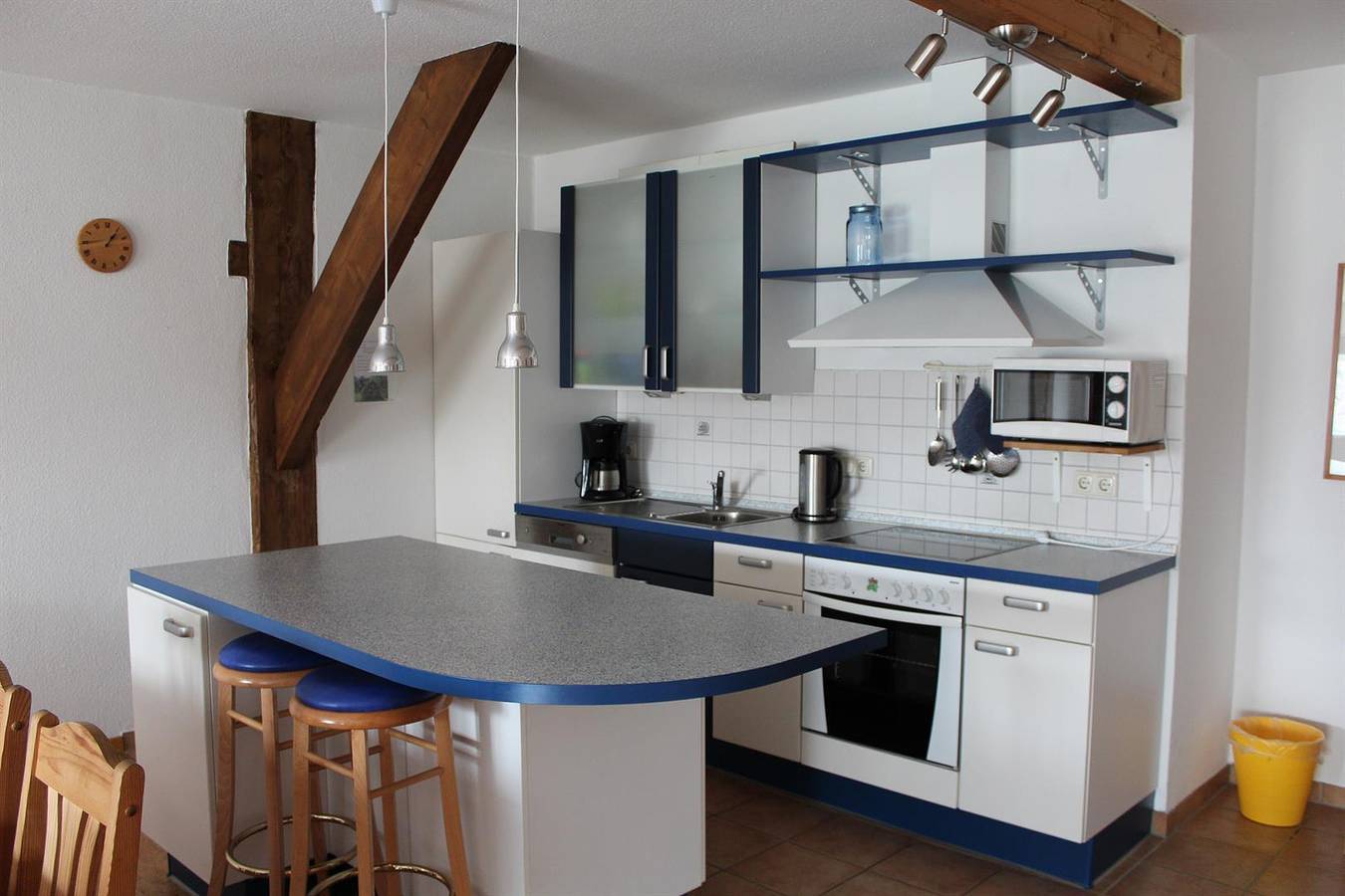 Ganze Ferienwohnung, Fewo Heuboden, Dusche, Wc, 2 Schlafräume in Tossens, Butjadingen