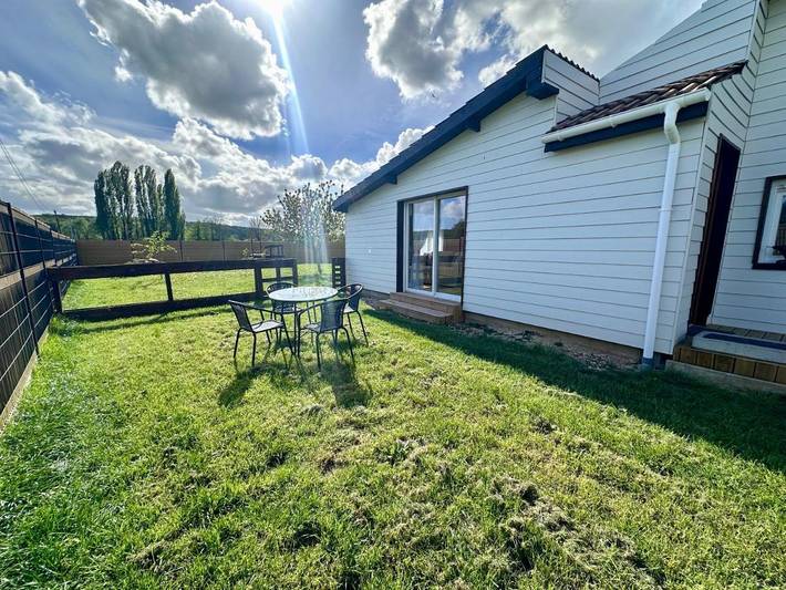 Location de vacances pour 4 personnes, avec jardin à Saint-Lubin-des-Joncherets - 2