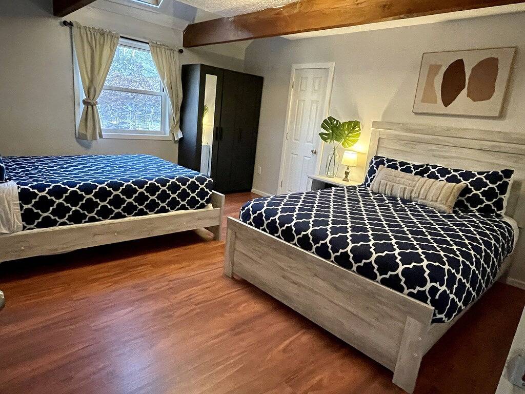 ★★★★★ Perfekt Für Alle 3 Ebenen mit Sauna, Fire-Pit, 7 Tvs, Bettwäsche-No Charge in Saw Creek, Pike County