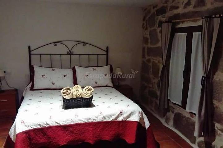 Gîte pour 4 personnes, avec terrasse et jardin à El Barraco - 2