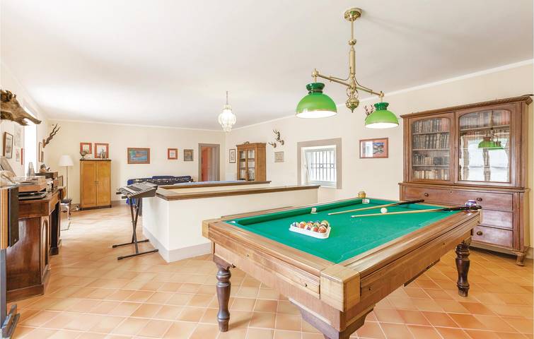 Affascinante appartamento sul fiume: Piscina, terrazza, parcheggio in San Lorenzello, Matese