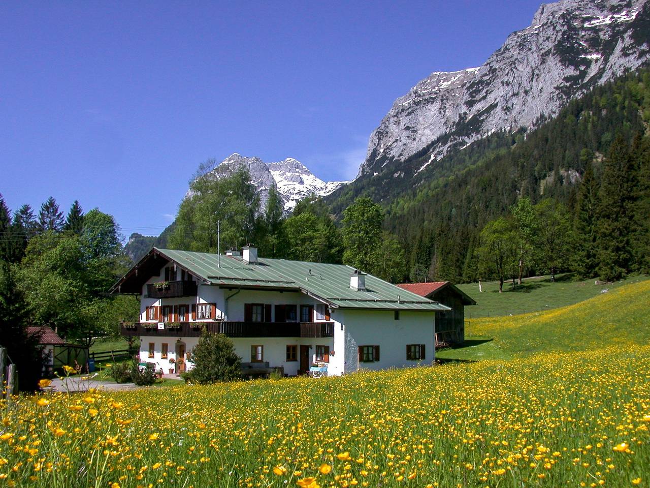 Ganze Ferienwohnung, Haus Brandl Ferienwohnung - Ferienwohnung, 2 Personen, 60 m², Dusche/Wc, Tv, 1 Schlafzimmer, Balkon, Dachgeschoss, Nichtraucher in Hintersee, Ramsau bei Berchtesgaden