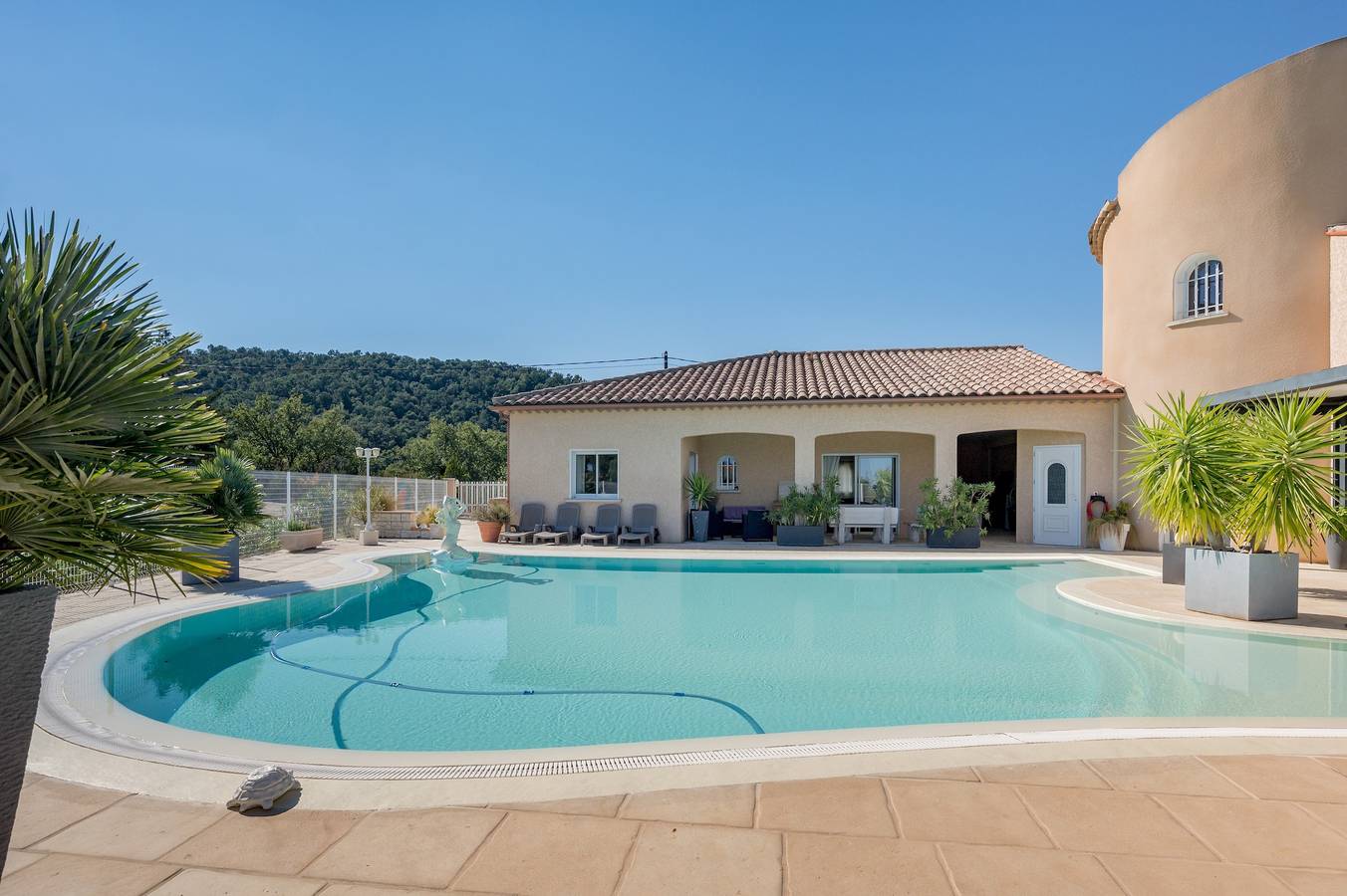 Holiday Home 'Maison Entre Mer Et Montagnes' with Mountain View, Private Pool and Wi-Fi in Montesquieu-des-Albères, Mediterranean Coast (France)