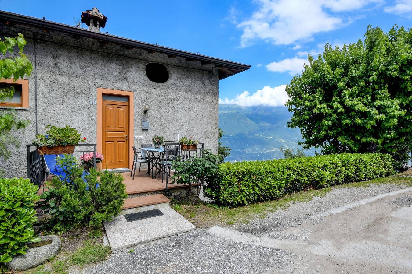 Appartamento intero, Appartamento 'Casa Doss' con vista lago, terrazza privata e Wi-Fi in Tremosine, Prealpi Gardesane