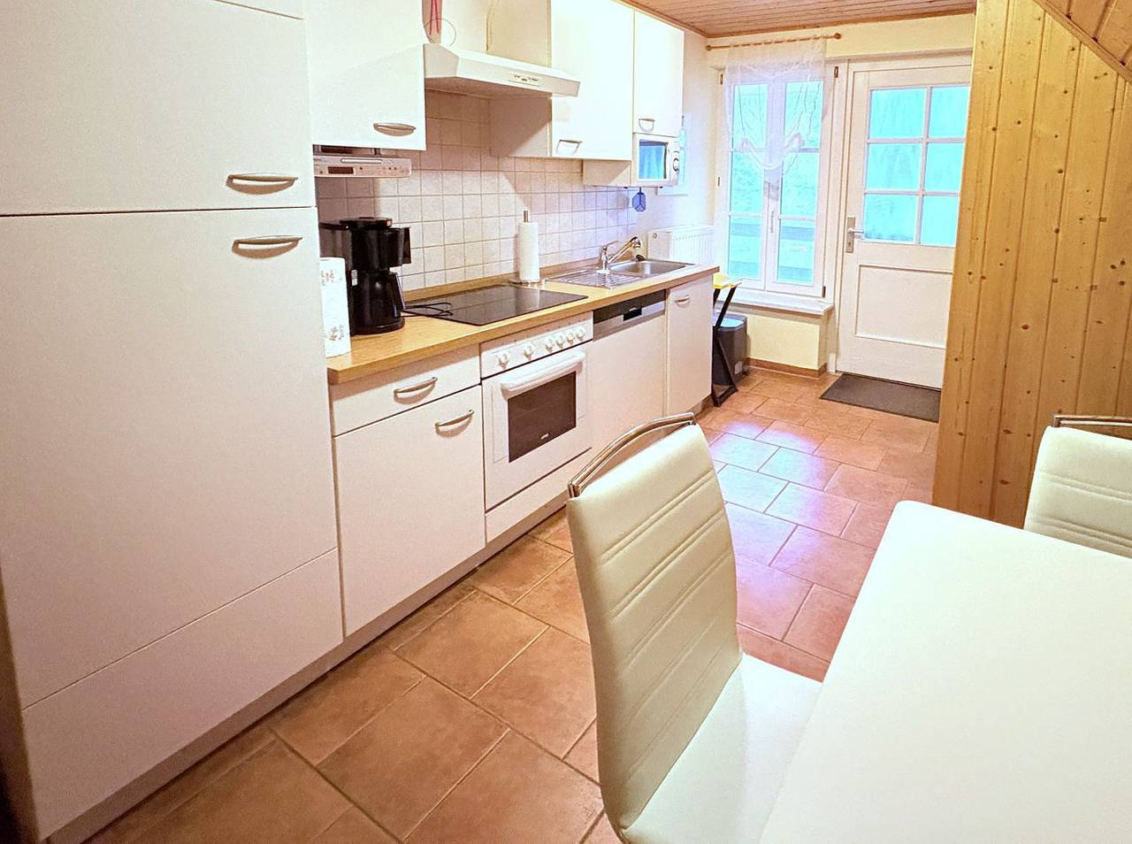 Ganze Wohnung, Wohnung für 4 Personen mit Wasserblick und Strandzugang in Wiek, Rügen