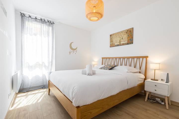 Gîte pour 4 personnes, avec terrasse dans Port de Nice - 3