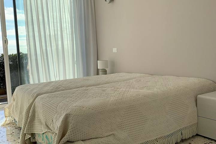 Gîte pour 6 personnes, avec balcon ainsi que piscine et jardin dans Carnolès - 3