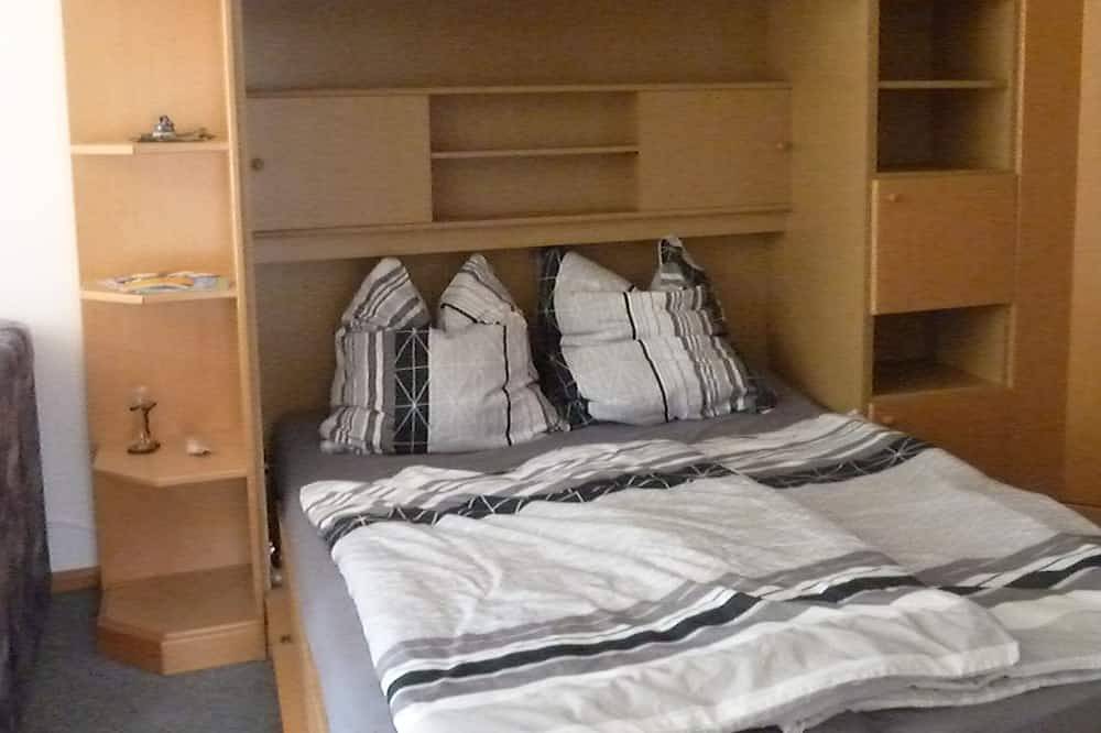 Ganze Wohnung, Garteneckchen, 40qm, 1 Wohn-/ Schlafzimmer, max. 2 Personen in Emmendingen, Südschwarzwald