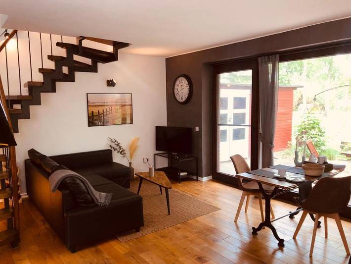 Ferienwohnung für 2 Personen, mit Terrasse und Garten sowie Ausblick