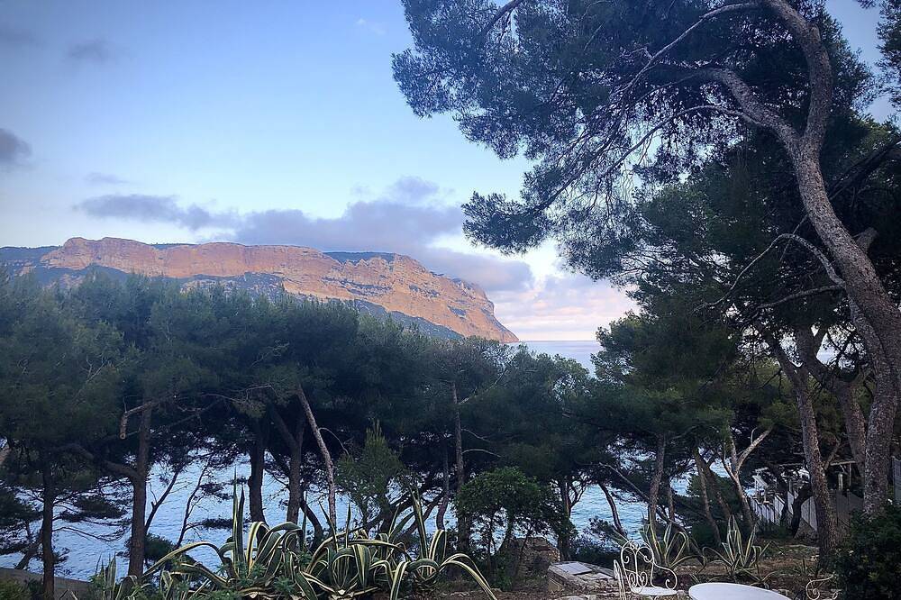 Appartement entier, Cassis-Les pieds dans l’eau-Villa Simbad in Cassis, Parc national des Calanques