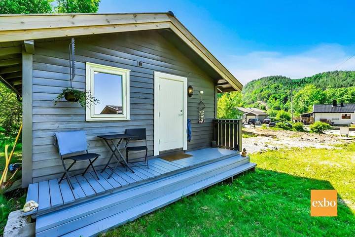 Feriehus for 8 personer, med Terrasse og Hage i Kristiansand 