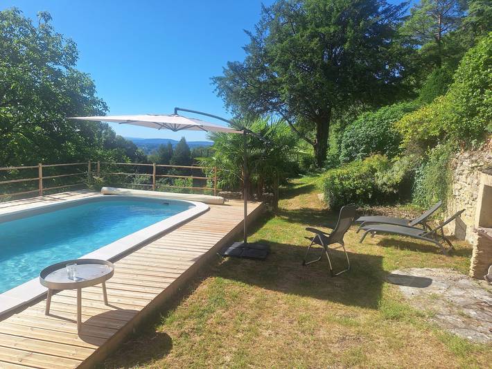 Gîte pour 4 personnes, avec piscine