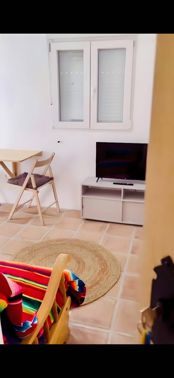 Apartamento entero, Apartamento Tequila, estudio céntrico con aire acondicionado in Casco antiguo de Almuñécar, Almuñecar