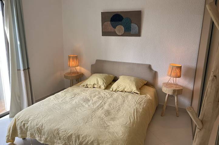 Location de vacances pour 16 personnes, avec jardin dans Plage Le Pradon Carqueiranne - 3