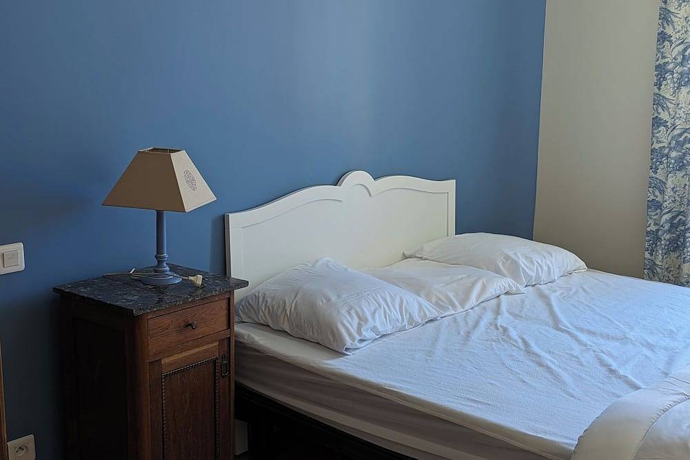 Maison familiale avec beaucoup de charme en Bourgogne entre Paris et Lyon. in Région de Montbard