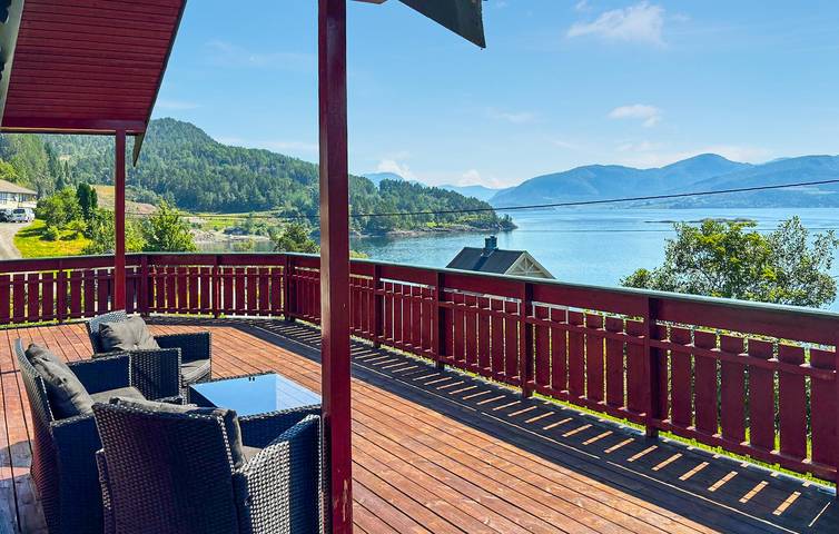 Ferienhaus für 6 Personen, mit Terrasse und Garten in Møre og Romsdal - 3