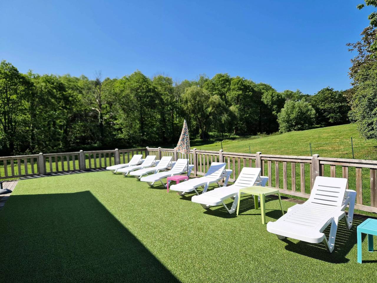 Mobil Home 3 estancias 4 Personas sin Sanitario (2 adultos y 2 niños -40 kgs) in Pont-Scorff, Côte des Mégalithes