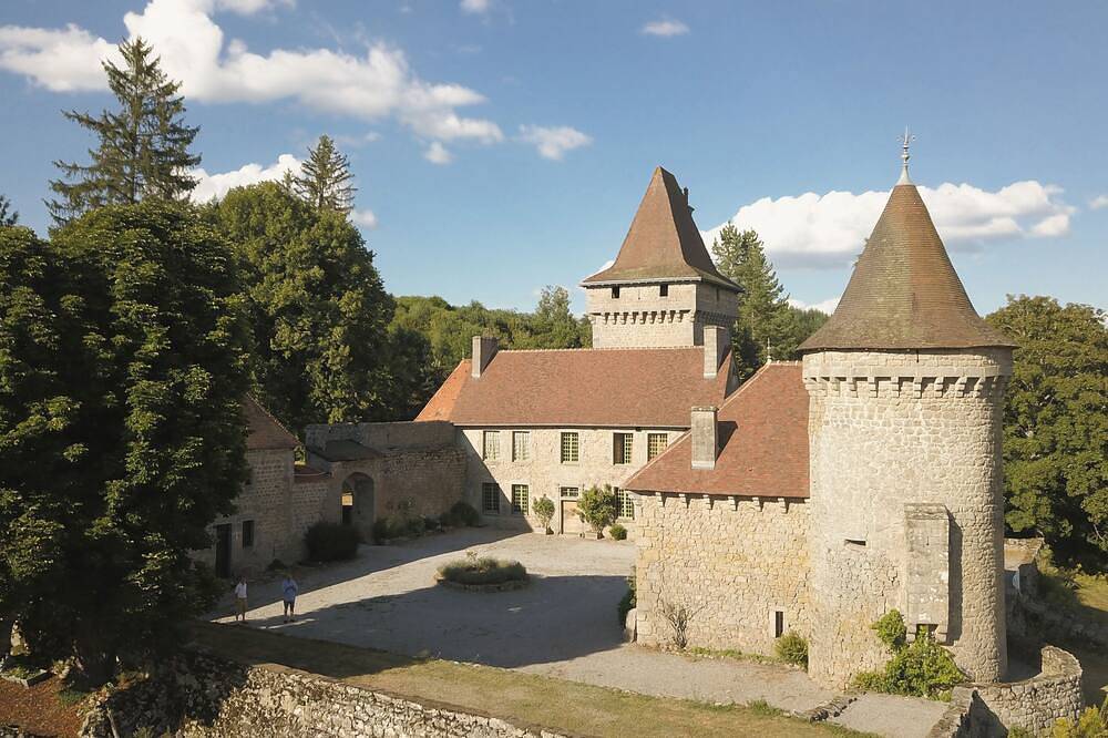 Logis indépendant dans une enceinte médiévale in La Villetelle, Région d'Aubussargues